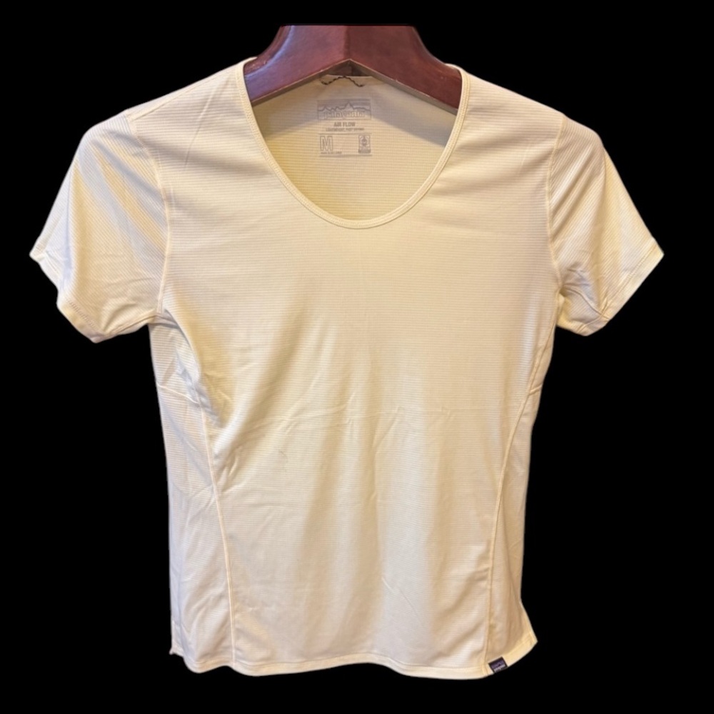 Patagonia Air flow T-shirt size M in perfect condition